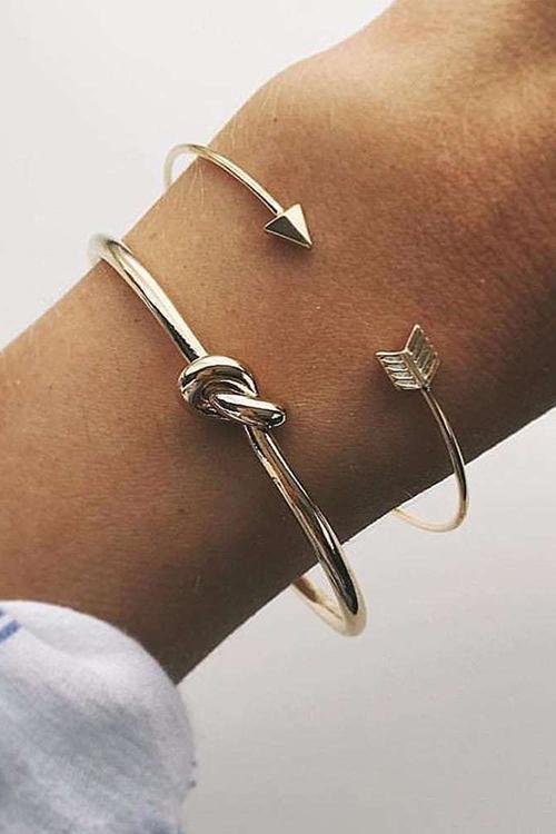 Knot Arrow Bracelet