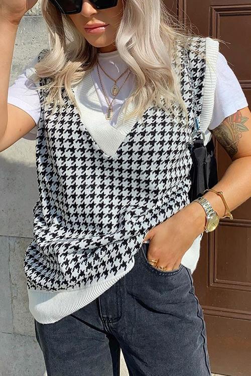 Houndstooth V Neck Vest