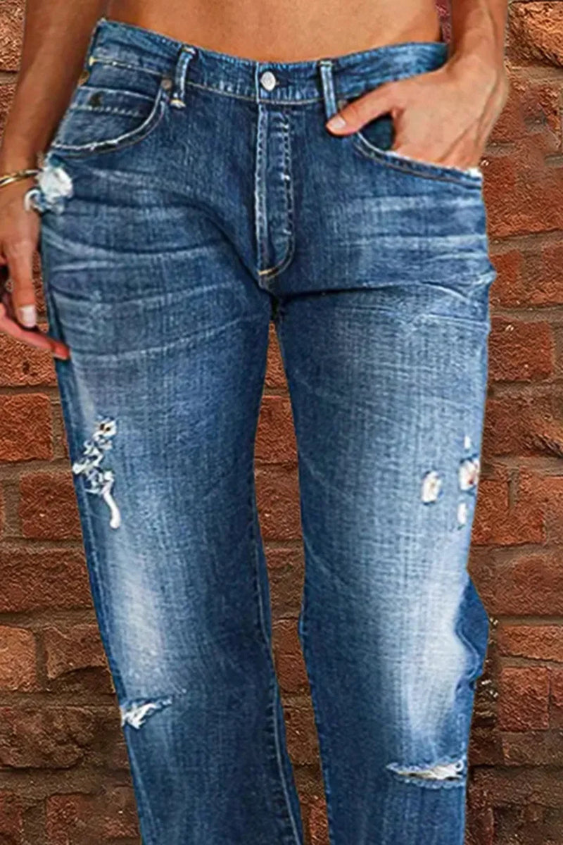 Ultra 90s Straight Legged Jeans