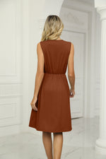 Fashion V-Neck Sleeveless Pleated Solid Midi Dress