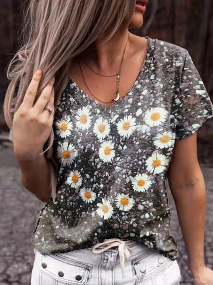 Women's T-Shirts Flower Heart Print V-Neck Short Sleeve T-Shirt